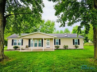 10438 Prov Neap Swan Rd, Grand Rapids, OH 43522