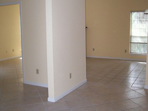 Entrance / Hallway