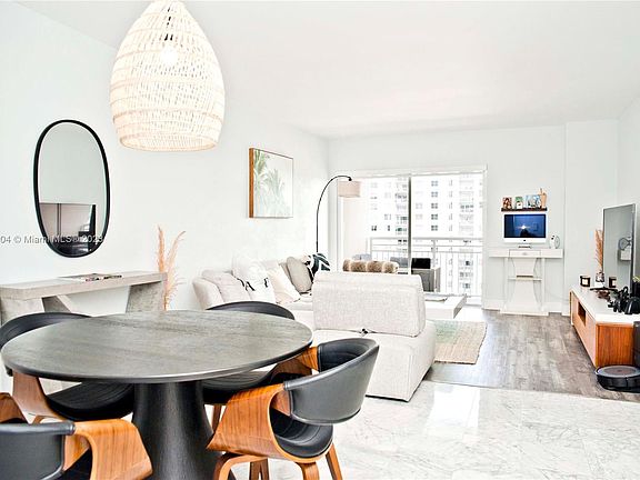 2nd image of 400 Kings Point Dr APT 1422