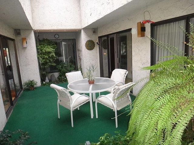 1st image of 468 W Barstow Ave #6