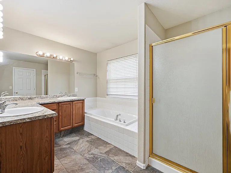 7338 Allens Park Dr — Photo 25