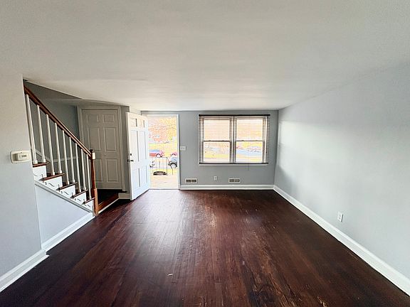 3rd image of 1609 Forest Park Ave