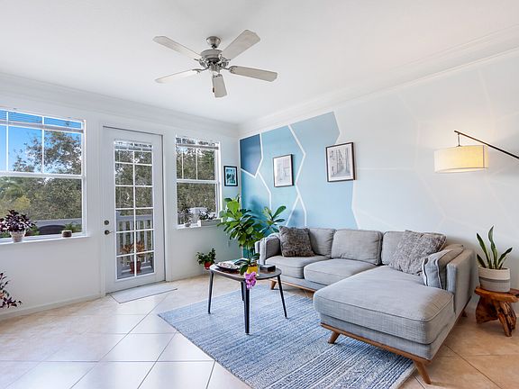 5th image of 276 Murcia Dr #309-1