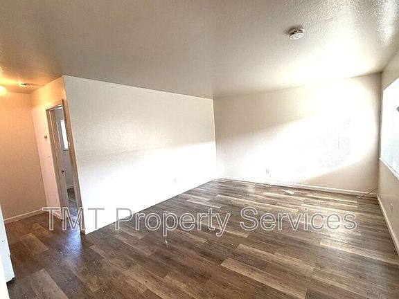 2nd image of 1728 Richmond St APT 8