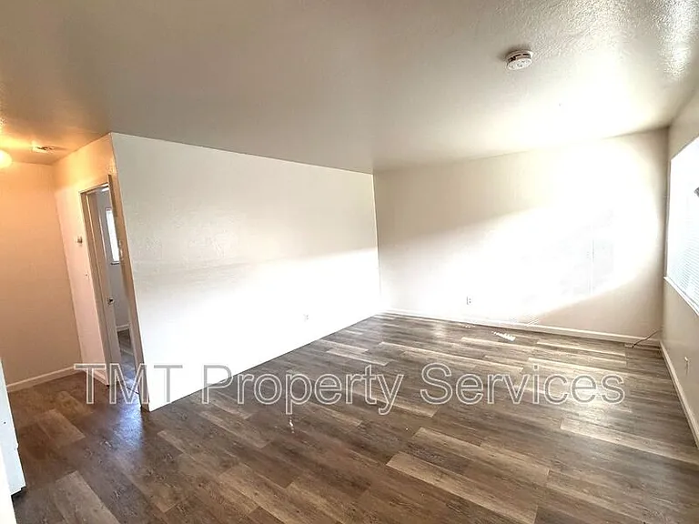 1728 Richmond St #8 — Photo 2