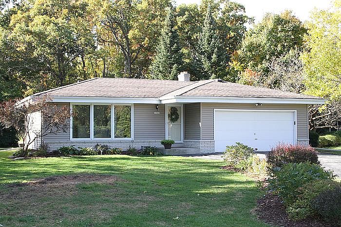 1st image of 11921 W Elmwood Dr