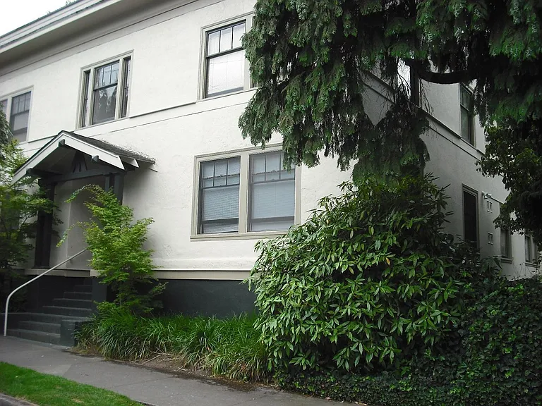 2238 SE Madison St #11 — Photo 14