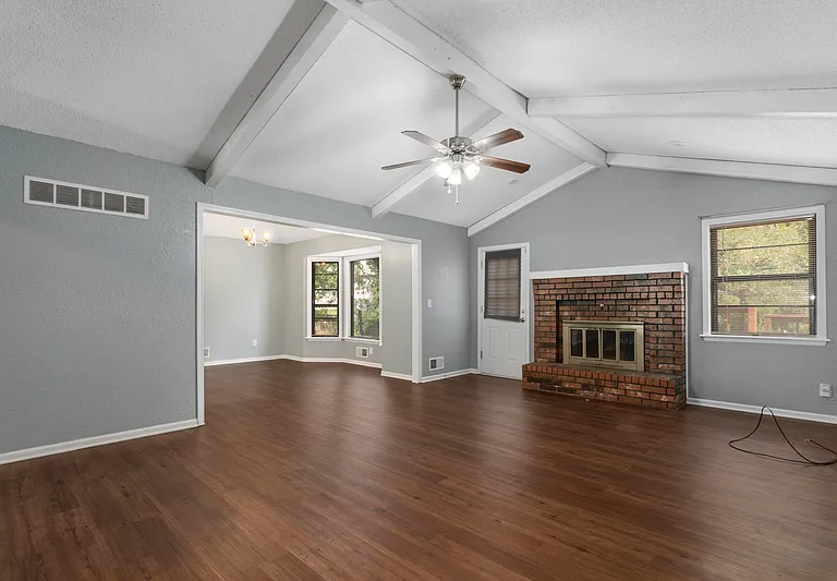 3513 NE Stanton St — Photo 15
