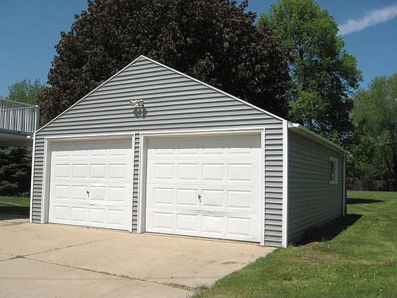 2 car detached garage