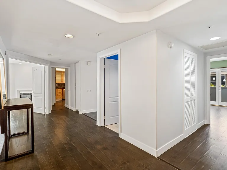 11690 Montana Ave #208 — Photo 4