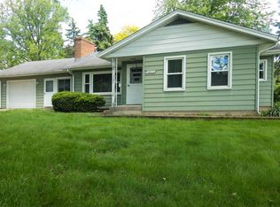 1022 Woodland Dr, Rockford, IL 61108