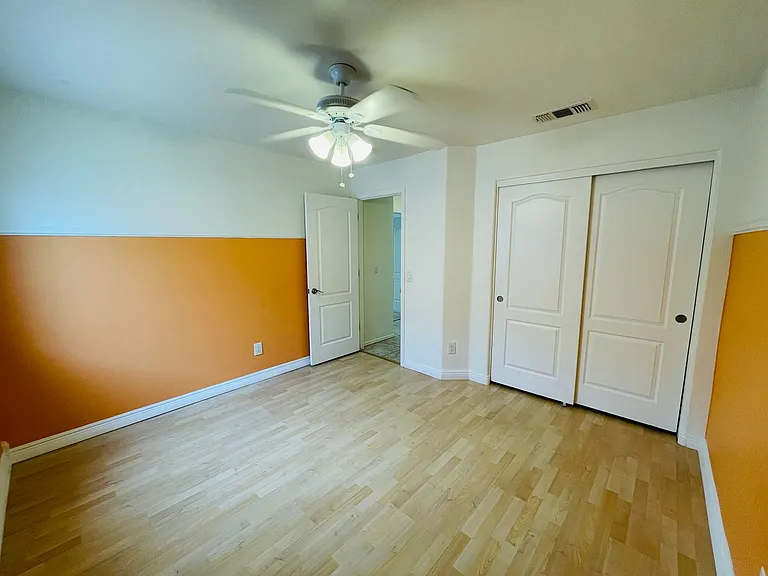 1051 W Todd Dr — Photo 16