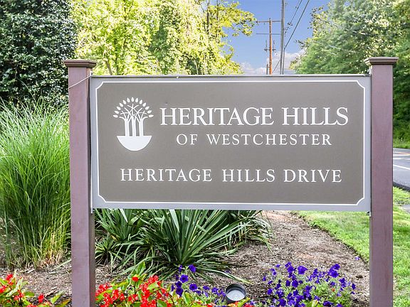 4th image of 113 Heritage Hls #113B