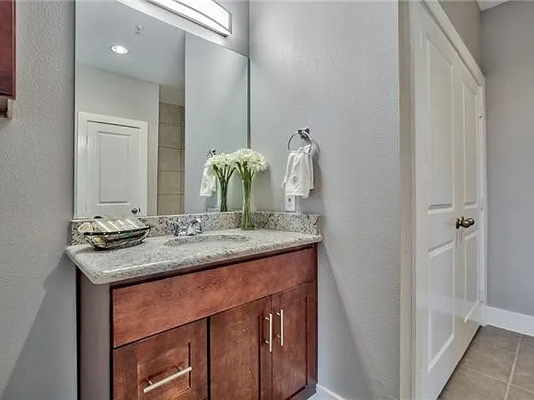 13601 Pinnacle Cir W — Photo 47