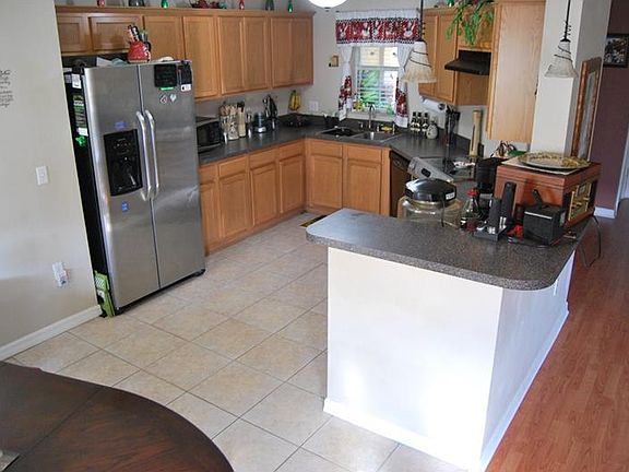 4th image of 2513 Hassonite St