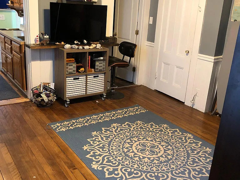 17 Pine St #E — Photo 2