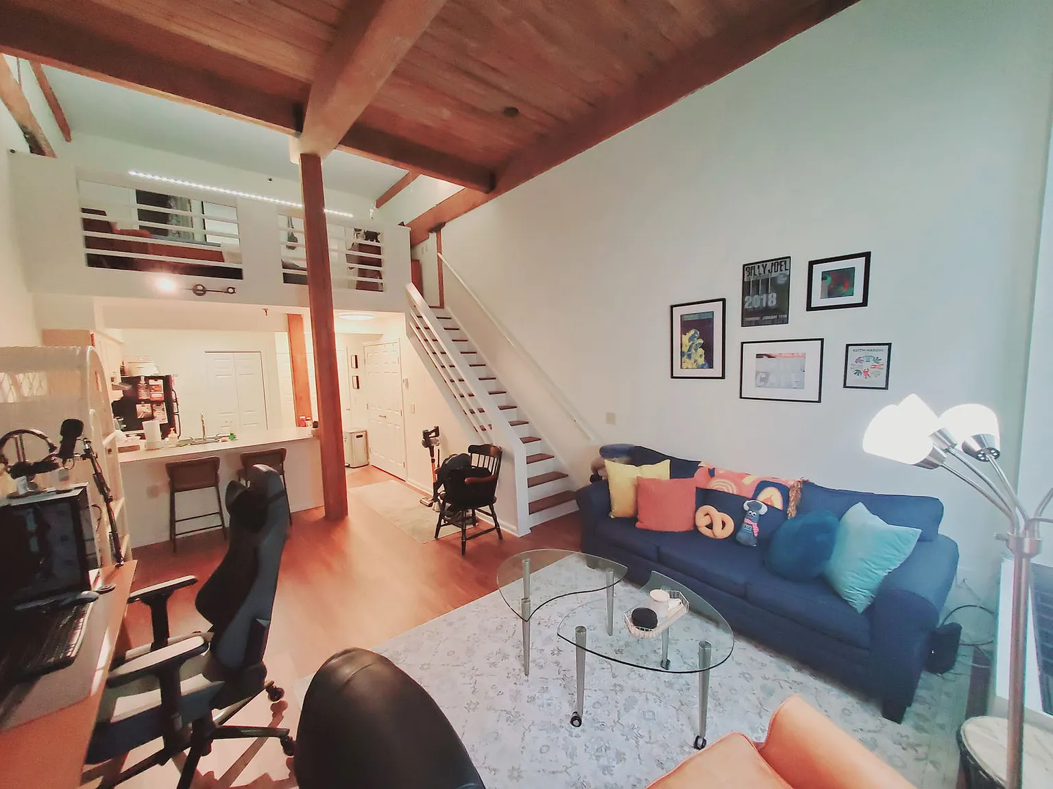 1 bed, 1.5 bath, 725 sqft, $2,200 — Photo 3