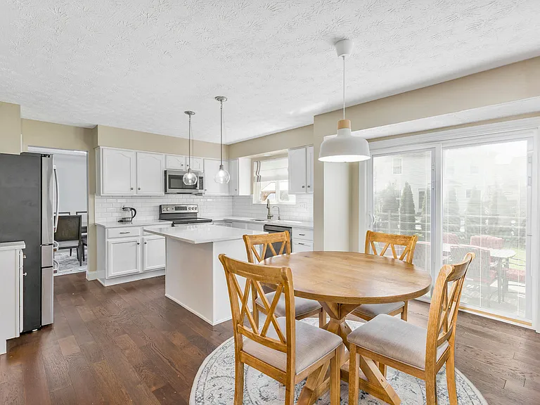 5041 Lexington Ct — Photo 11