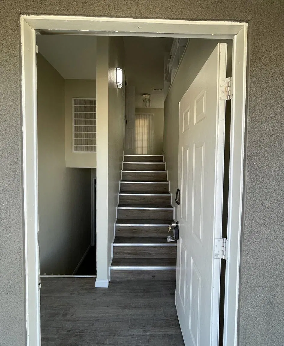 4 bed, 2108 sqft, $2,550 — Photo 4