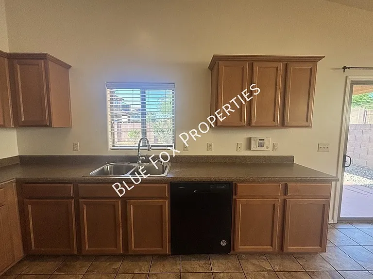 167 W Calle Patio Lindo — Photo 7