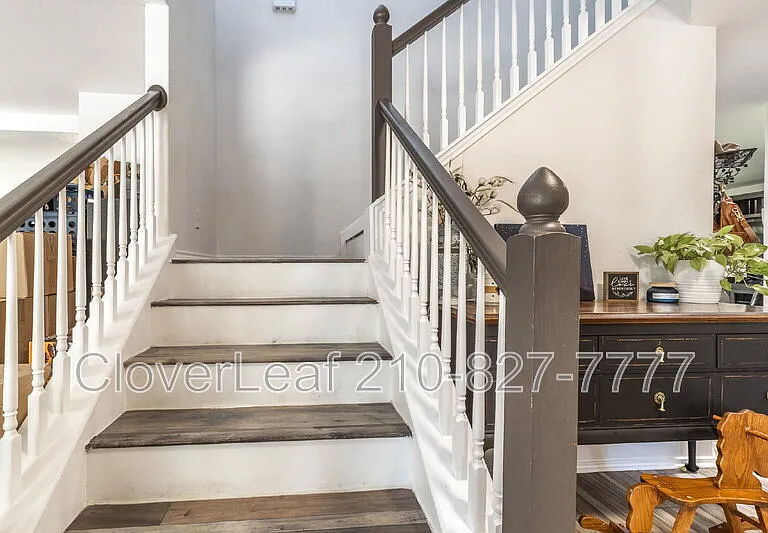 9715 Justice Ln — Photo 24