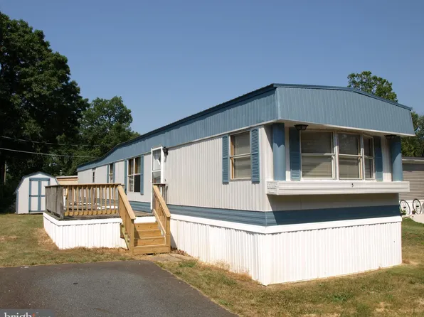 5 Garden Dr, Pt Deposit, MD 21904