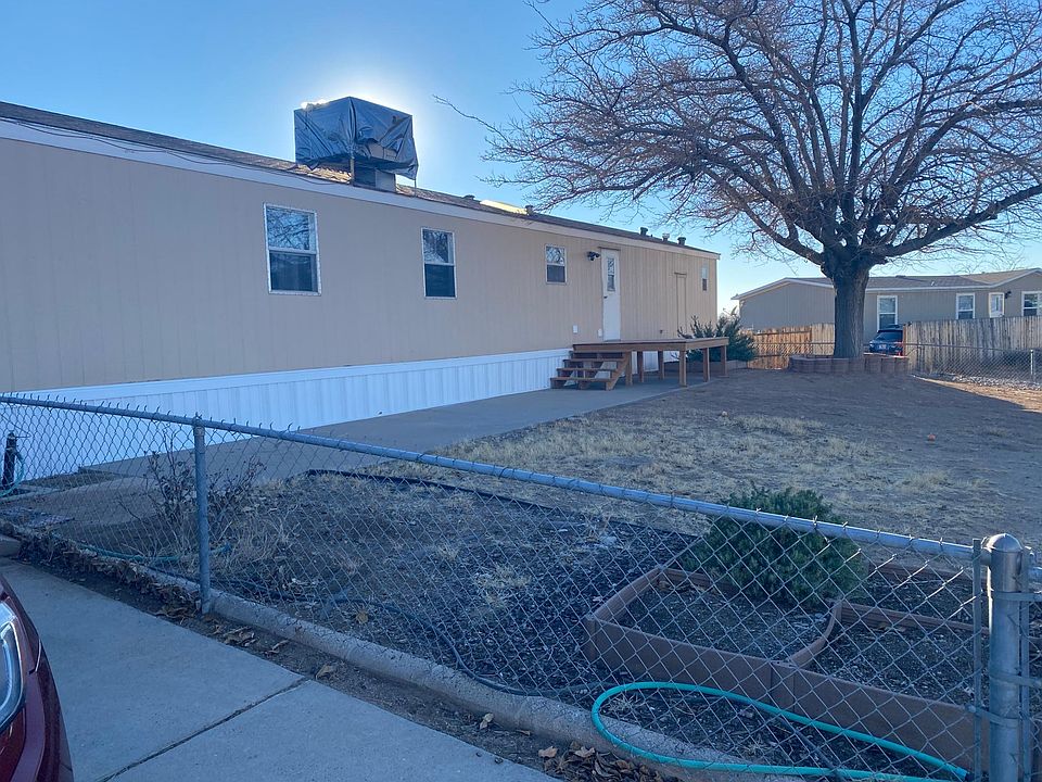 1st image of 6908 Gladys Ct NE