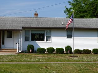 669 S Roberts Rd, Dunkirk, NY 14048