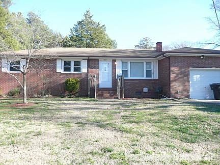 1st image of 3809 Yaupon St