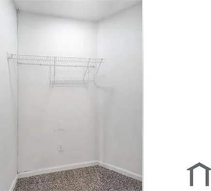 2100 Brooklyn Rd — Photo 26