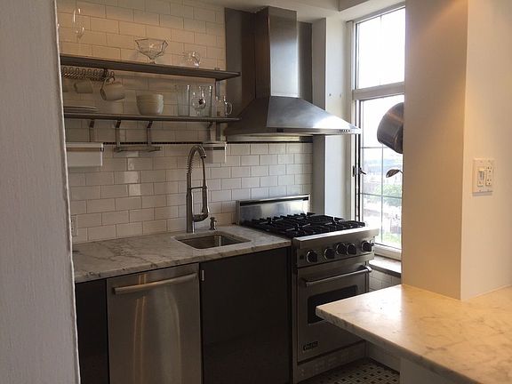 5th image of 465 W 23rd St APT 14-I