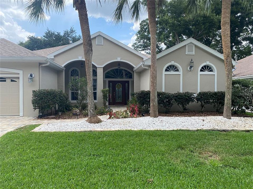 1st image of 10703 SW 71st Cir