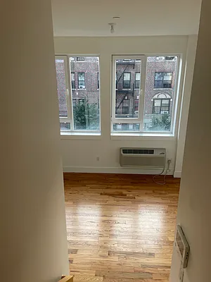 Rented by Nooklyn NYC LLC | media 6