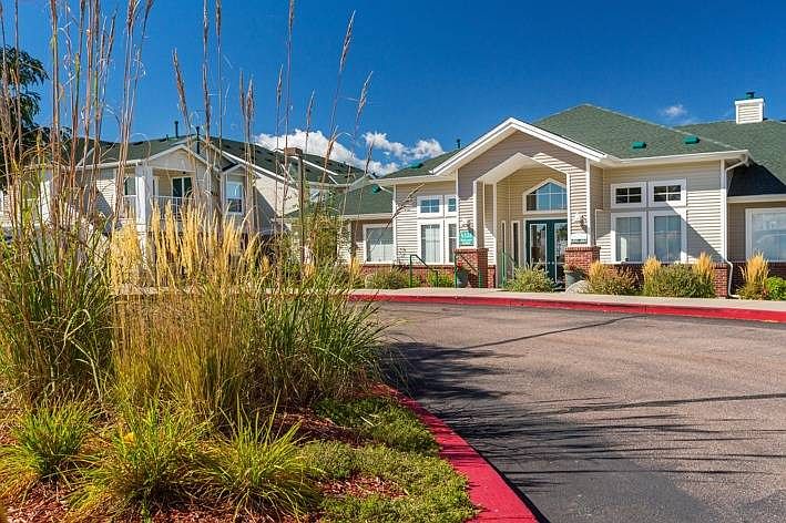 Community Clubhouse with Leasing Office