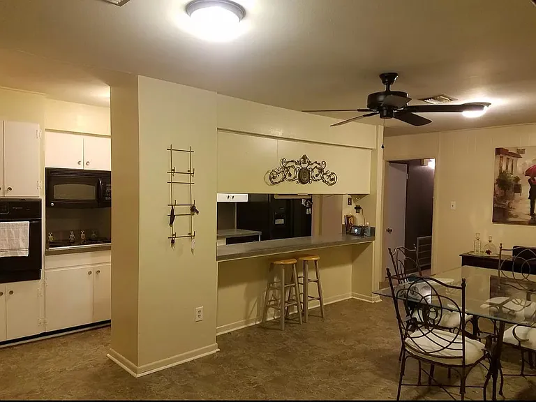 4012 Hillside Dr — Photo 1