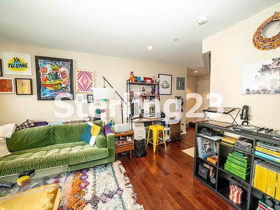 2nd image of 45 Hinckley Pl APT 4B