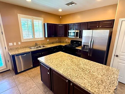 8821 S 40th Dr Photo 1