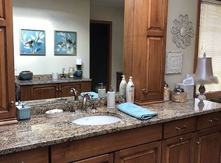 37W543 Heritage Dr, Batavia, IL 60510