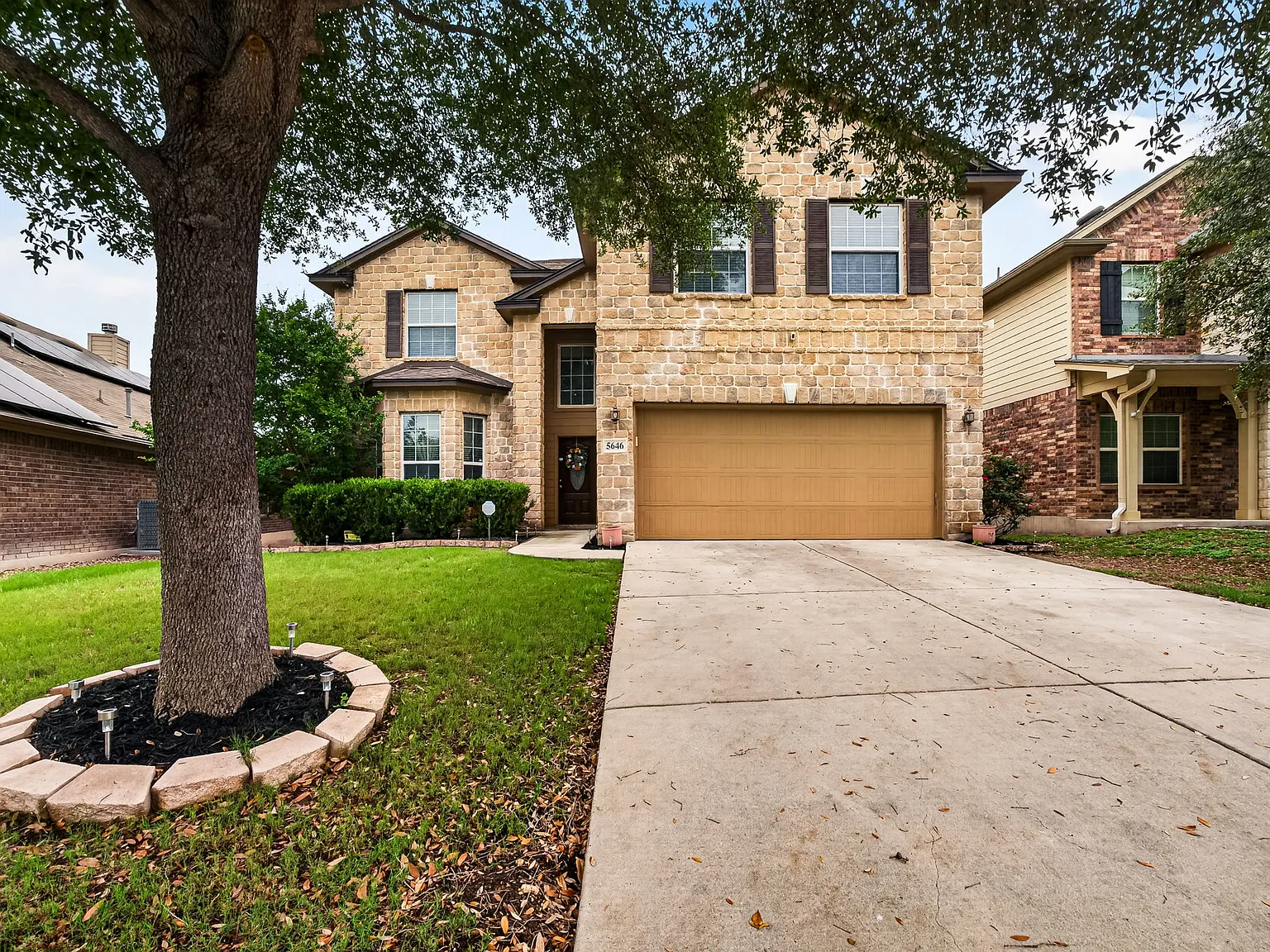 4 bed, 2930 sqft, $2,450 — Photo 1