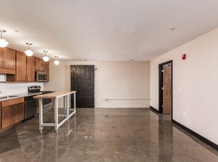 1401 E 10th St APT 116, Indianapolis, IN 46202
