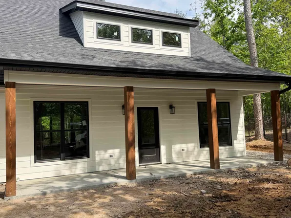 13 Corvera Pl, Hot Springs Village, AR 71909