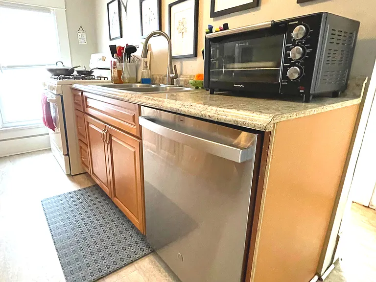 407 Washtenaw Ave — Photo 7