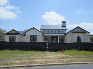 2501 Countryside Cir, Spicewood, TX 78669