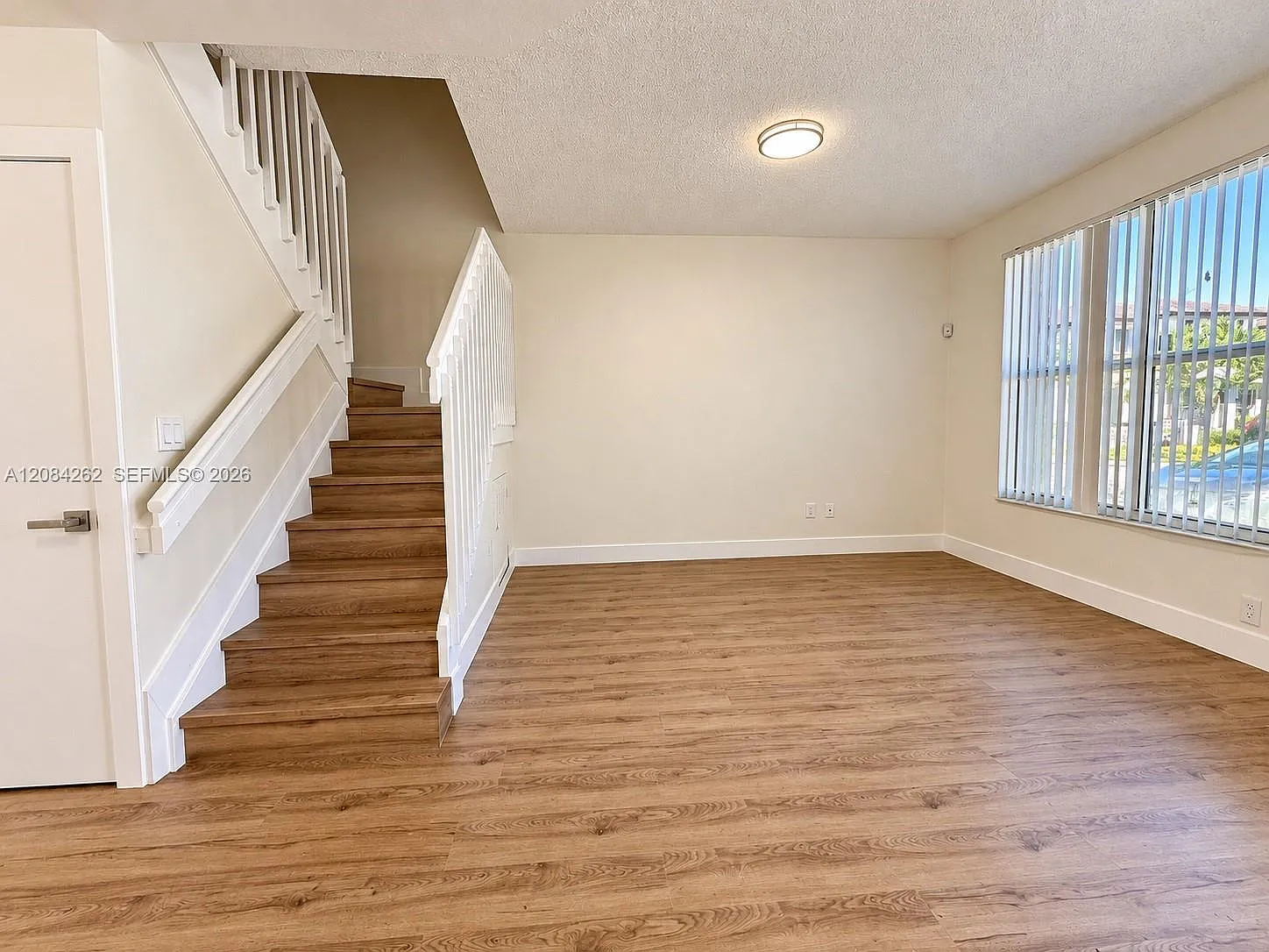 Tiffany Lakes Condo — Photo 3