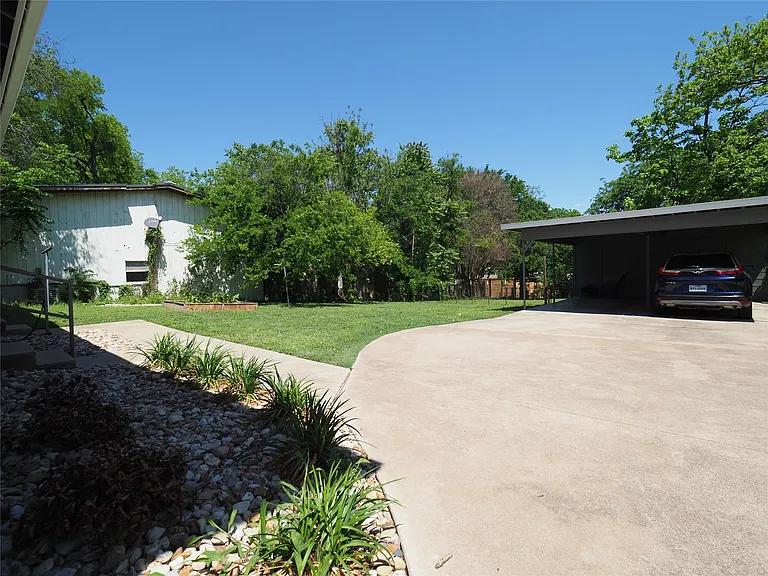 4711 Bull Creek Rd #A — Photo 14
