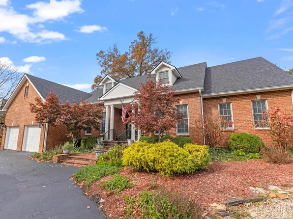 1729 Beverly Blvd, Ashland, KY 41101