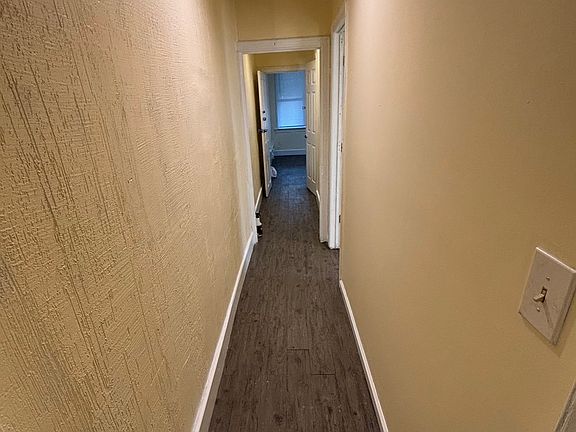 5th image of 719 Mill St