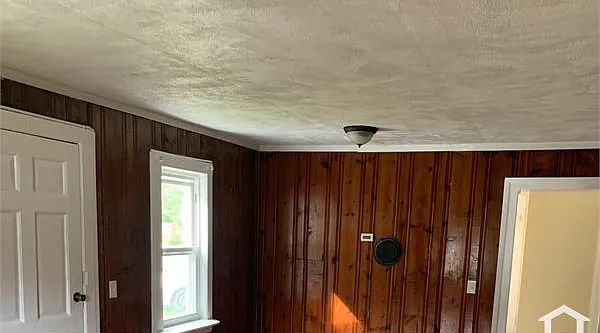 73 Careswell St — Photo 11