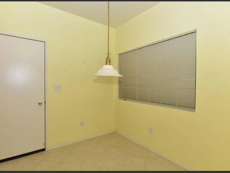 10962 Creekbridge Pl — Photo 10