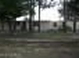 409 Hickory Ln, Hubert, NC 28539